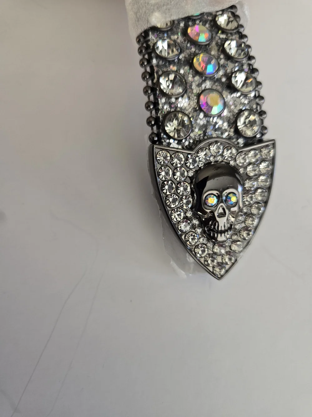 Crystal-Encrusted Silver Skull Belt Buckle - Women's Accessory